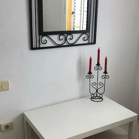 Fano's House - En Vivienda Particular * Playa del Ingles (Gran Canaria)